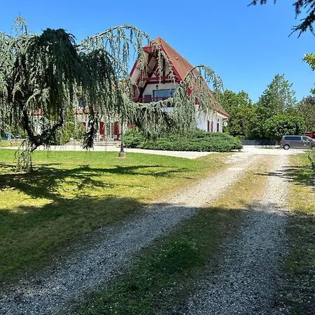 Le Montmieri Bed & Breakfast