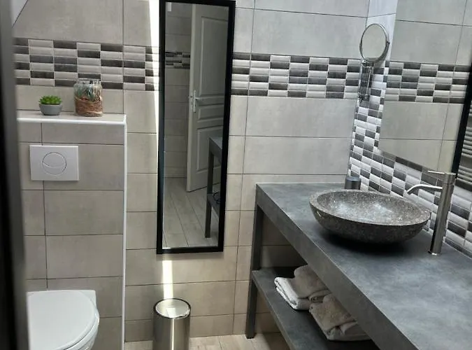 Le Montmieri Bed & Breakfast